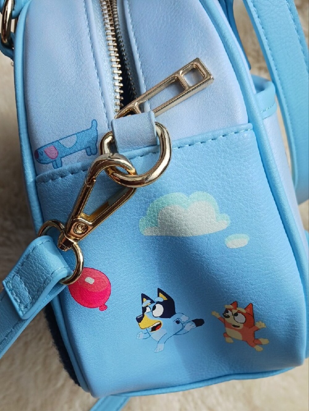 Bluey Boxlunch - OUR Universe Bowling Bag Collector's Purse - Picture 6 of 8
